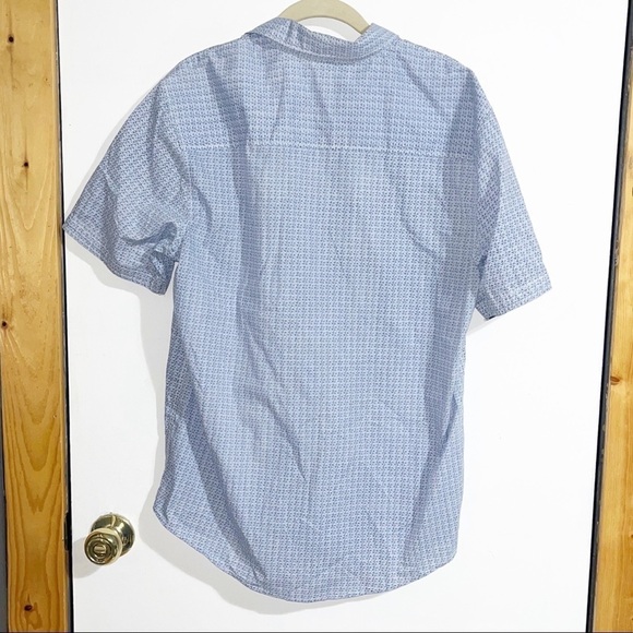 Michael Brandon Short Sleeve Button Front Shirt - Picture 2 of 5